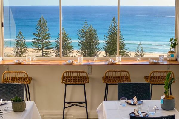 Cooly Breeze Restaurants Coolangatta Nightlife Tours